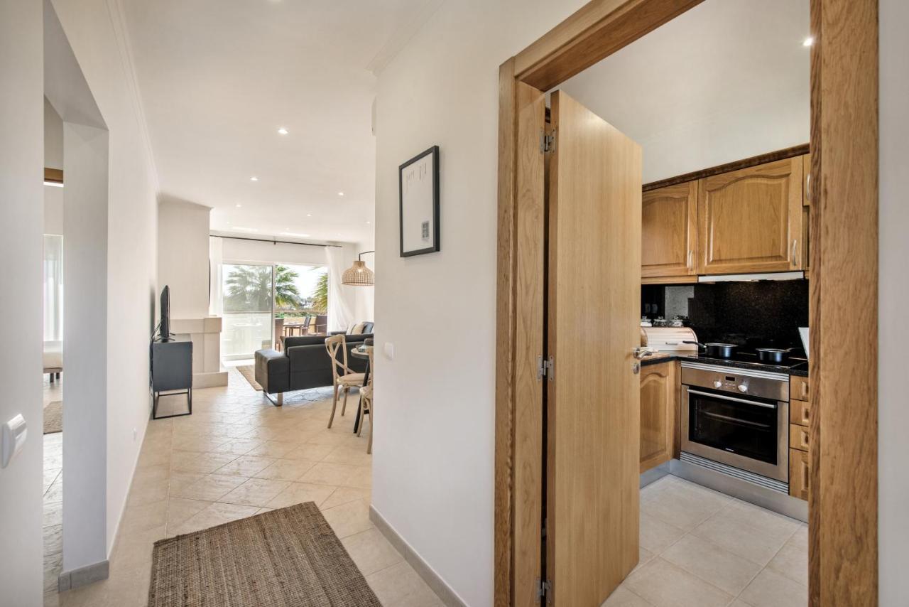 Luxurious First Floor Apartment Sleeps 4 Carvoeiro  Exterior foto